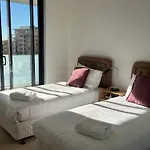 Hurstville New Apartment With City View