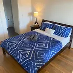 Lovely 2 Bedroom Apartment With City Views