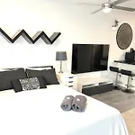 Heart Of Manly Apartment