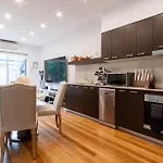 Eggies Nest - Sydney City Apartment