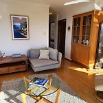 Watch The Sunrise Over Coogee 2 Bedrooms+Garage