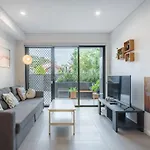 1Bedroom And Study Apt In Homebush Sleeps 5