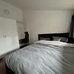 Cozy Bedroom In Terrace House