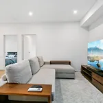 Luxury Waterfront 2 Bed Near Olympic Park & Parra