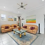 Aircabin - Blakehurst - Spacious - 5 Beds House