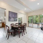 Aircabin - Blakehurst - Spacious - 5 Beds House