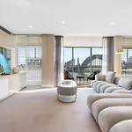 Sydney\'S Landmark Views From Luxury 2Bd Apt
