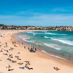 Stylish & Cozy Beach Studio, 5Min Walk To Bondi Beach