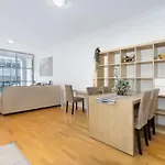 A Stunning & Cozy Studio Next To Darling Harbour