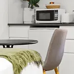 The Great Escape, Paddington Apartment