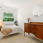 Bondi Breeze Apartment