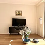 Aircabin - Strathfield - Walk To Station - 2 Beds