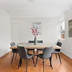 Aircabin - North Ryde - Sydney - 4 Beds House