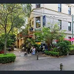 Fancy 4 Bedroom House With Parking - Icc&Darling Harbour-8 Mins Walk