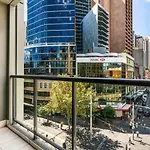 Kozyguru Sydney Cbd Haymarket 2 Bed Studio Nha653- 610