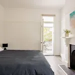 Beautiful & Ultra Convenient 4-Bdrm Terrace