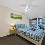 Facilitated 4 Bedroom House & Icc&Darling Harbour-8 Mins Walk
