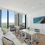 St Leonards 2B2B Apt With Skyview