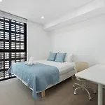 St Leonards 2B2B Apt With Skyview