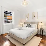 Amazing 2Br Apartment Near Barangaroo