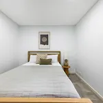 Kahlo Alexandria - Stylish 2 Bdrm Walk To Train