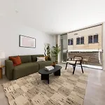 Kahlo Alexandria - Stylish 2 Bdrm Walk To Train