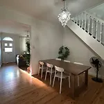 Comfortable 2 Bedroom House Glebe