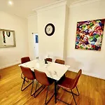 Elegant Cozy House In Chatswood, Maxi 10 People