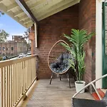 Perfect Holiday Home With Private Rooftop