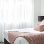 Sunny Apartment In Quiet And Green Neighbourhood