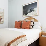 Chic Studio With Patio 20 Min From Cbd