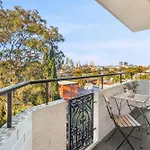 Glebe Tranquil Retreat - 2Bd With Parking