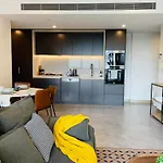 Modern Apartment St Leonards