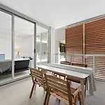 Aircabin - Mascot - Comfy - Family-2 Beds Apt
