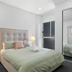 02P Bright 2Bedroom Abnb Style Apt Nr Westfield With Free Parking