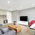 Bright 1 Bedroom Unit In The Heart Of Manly