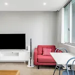 Bright 1 Bedroom Unit In The Heart Of Manly