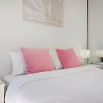 Modern 2B2B With Free Parking