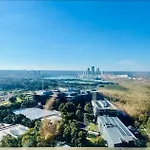 Cozy Olympic Park 2 Bedroom Condo Parking, Wifi