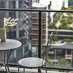 Waterview Apt At Wentworth Point