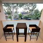 Luxury 3Br Home In Mascot - Minutes From City, Beaches, And Airports