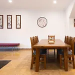 Luxury 3Br Home In Mascot - Minutes From City, Beaches, And Airports