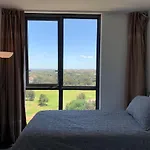 Panoramic Views In Luxurious Brand New Apartment