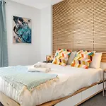 Eclectic Perfectly Positioned Apartment