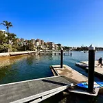 Studio Apt With Parking Balcony & Water Views