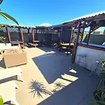 Boardrider Backpackers And Budget Motel