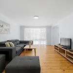 4 Bedroom Cozy House 20Mins City 15Mins Airport