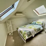 House 3 Bedrooms 2 Baths 2 Parkings In Mosman
