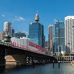 Beautiful Apartment In Pyrmont