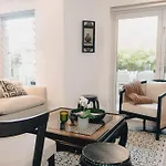 Picasso Villa In Rose Bay